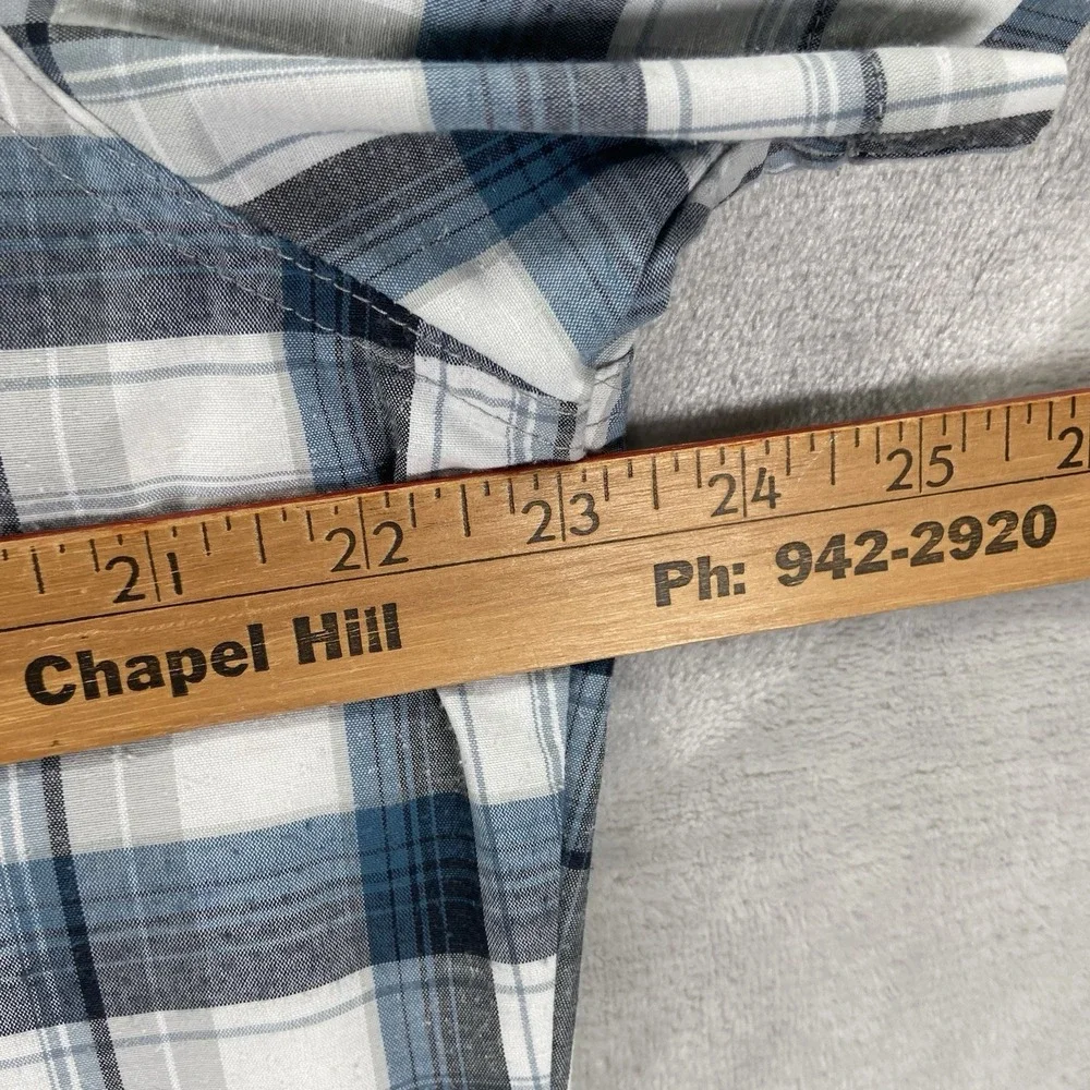 KUHL Shirt Mens Large STYK Button Up Blue Plaid Short Sleeve Pockets Outdoor